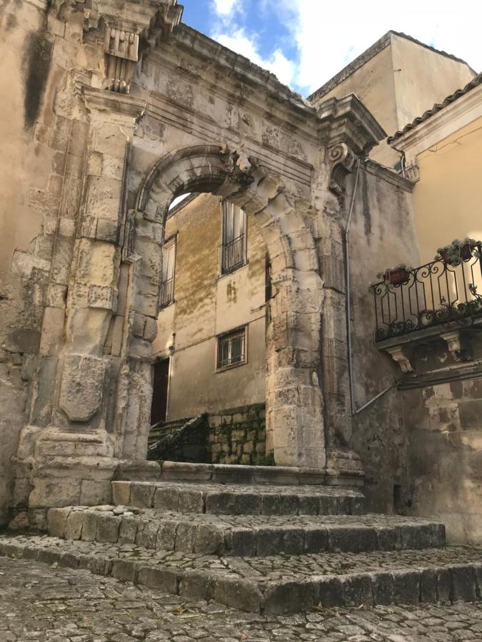 Holiday Rooms Portale Pirrera - B&B Modica