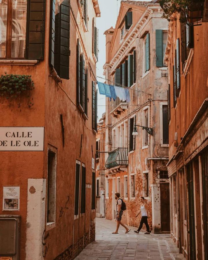 Venice Appartament Salini II - Canal view - B&B
