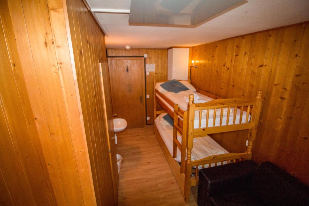 Twin Room with Shared Bathroom