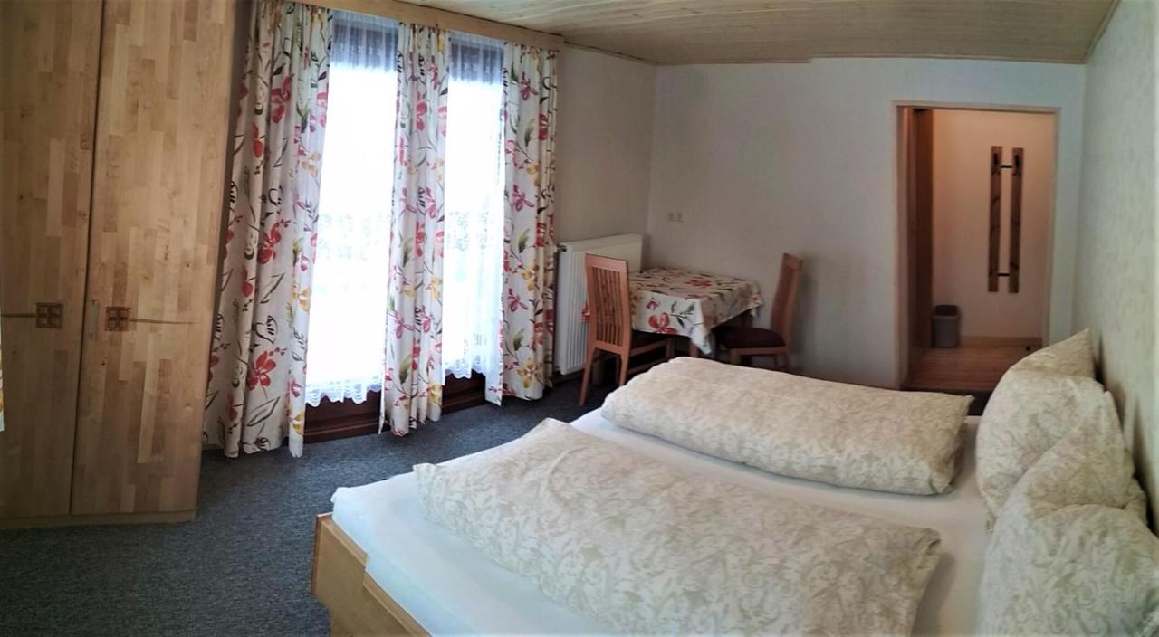 Chambre Familiale avec Terrasse