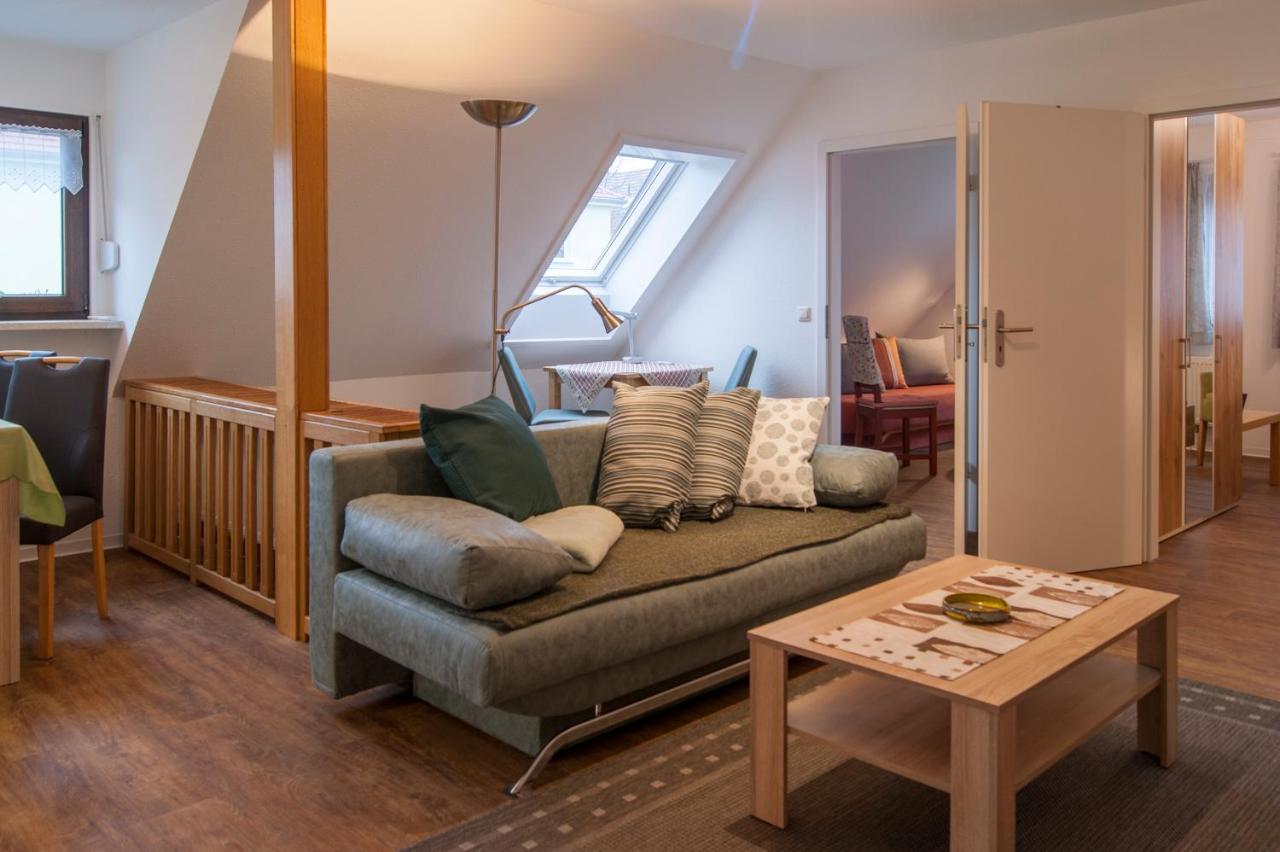 B&B Dresde - Ferienwohnung Am Waldrand - Bed and Breakfast Dresde