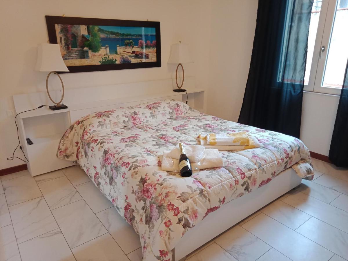 B&B Prato - Villa Giove Rooms - Bed and Breakfast Prato