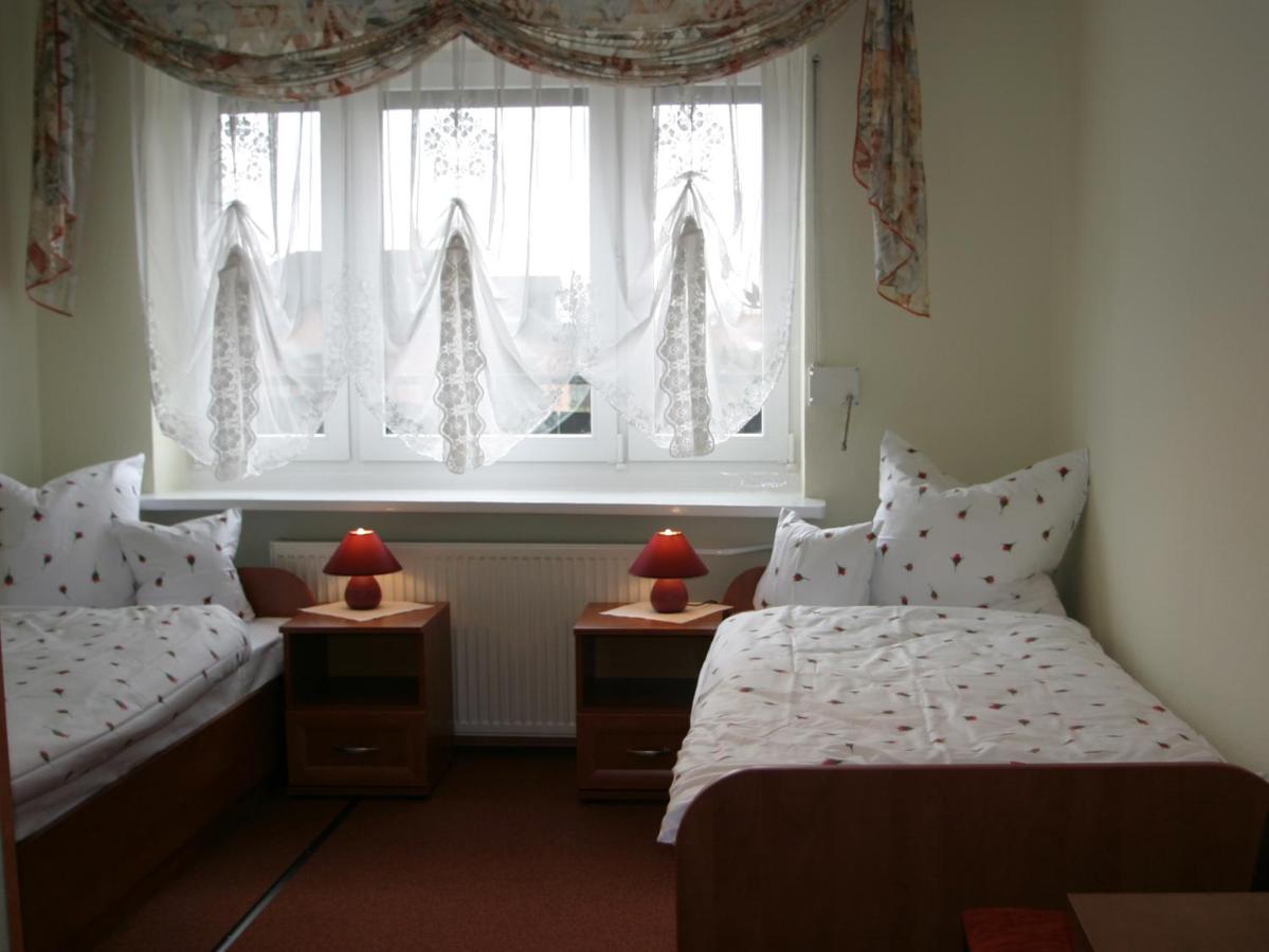 Tweepersoonskamer met 2 Aparte Bedden