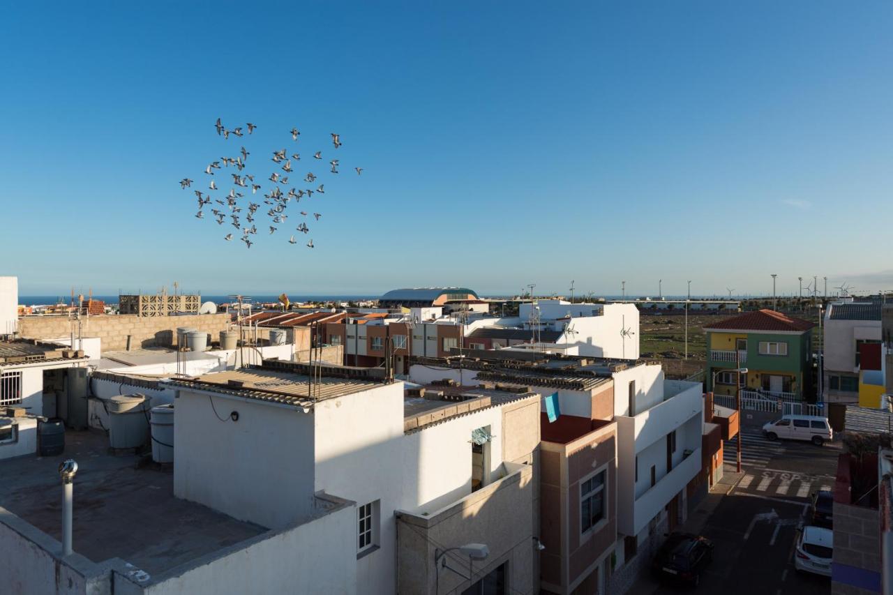 La Madera - Urban Home near the Airport - Wifi - B&B