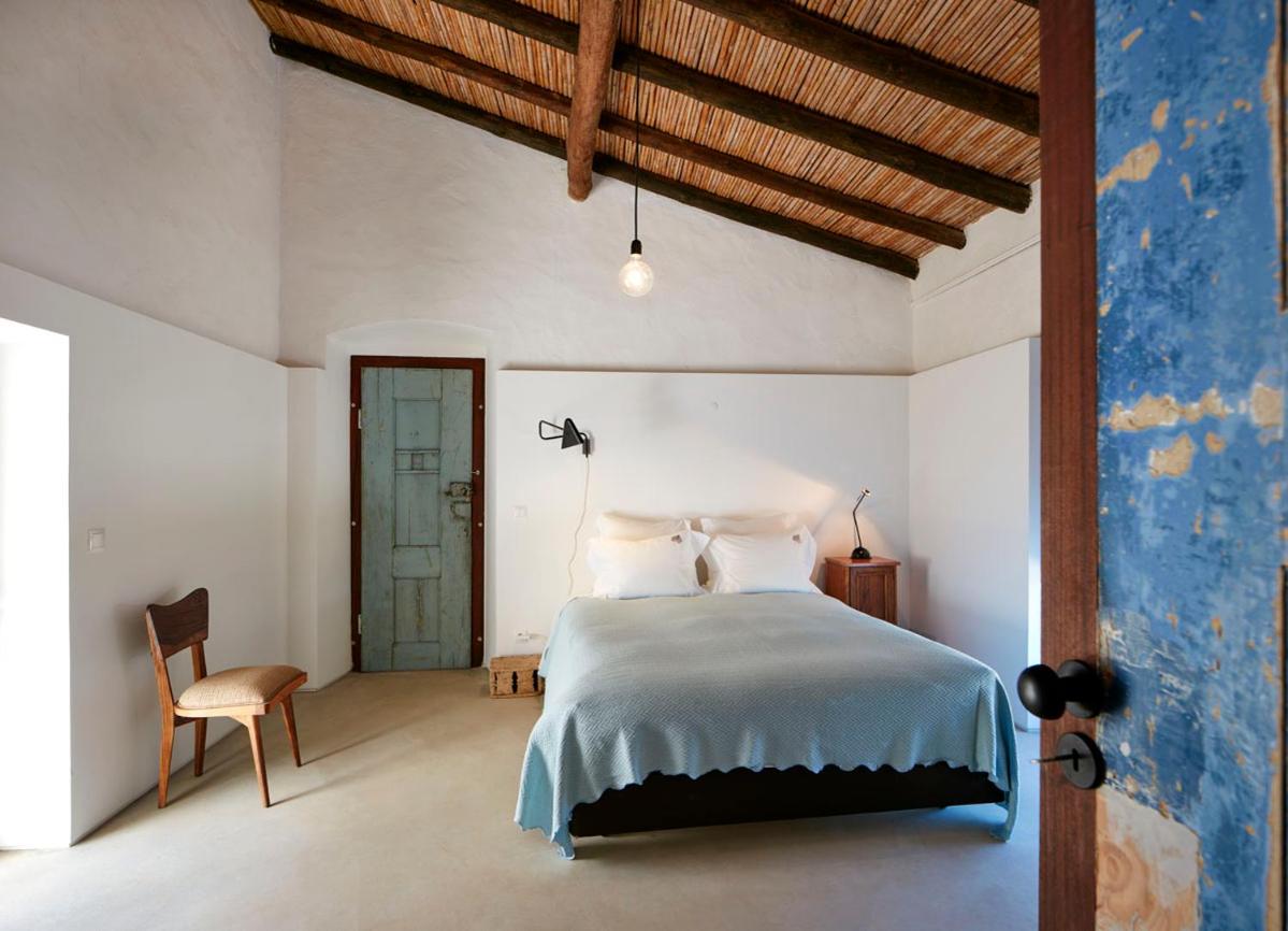 One-Bedroom Apartment with Patio