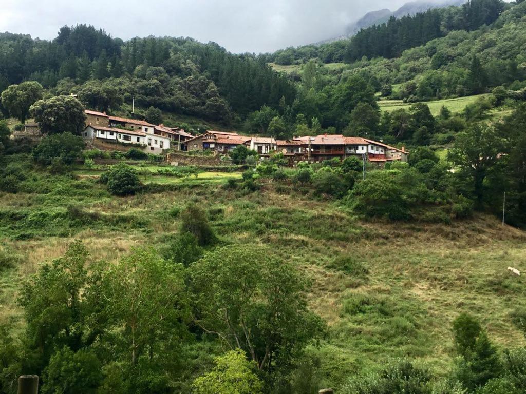 La Casuca de Pumareña - Ferienwohnung