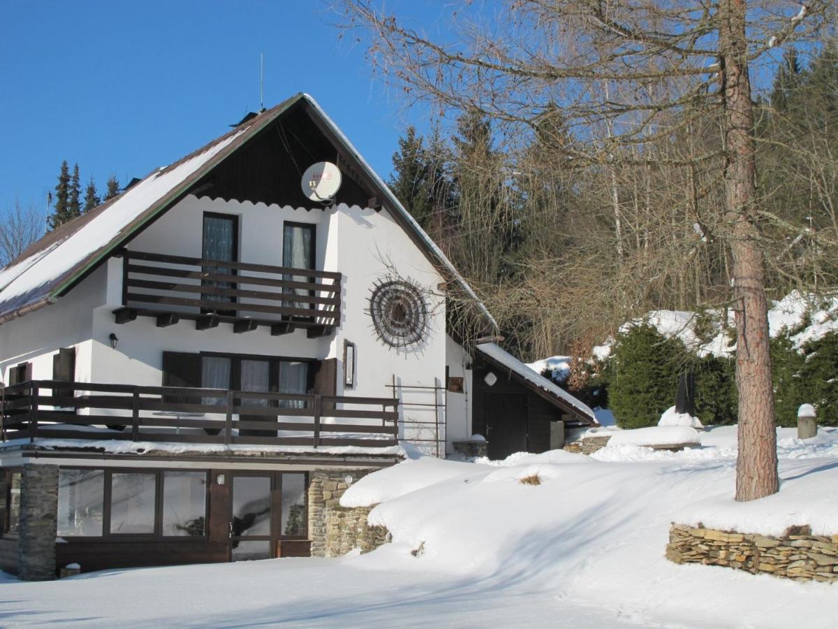 Holiday home in Cachrov - Böhmerwald 35500 - Chambres d’hôtes Čachrov