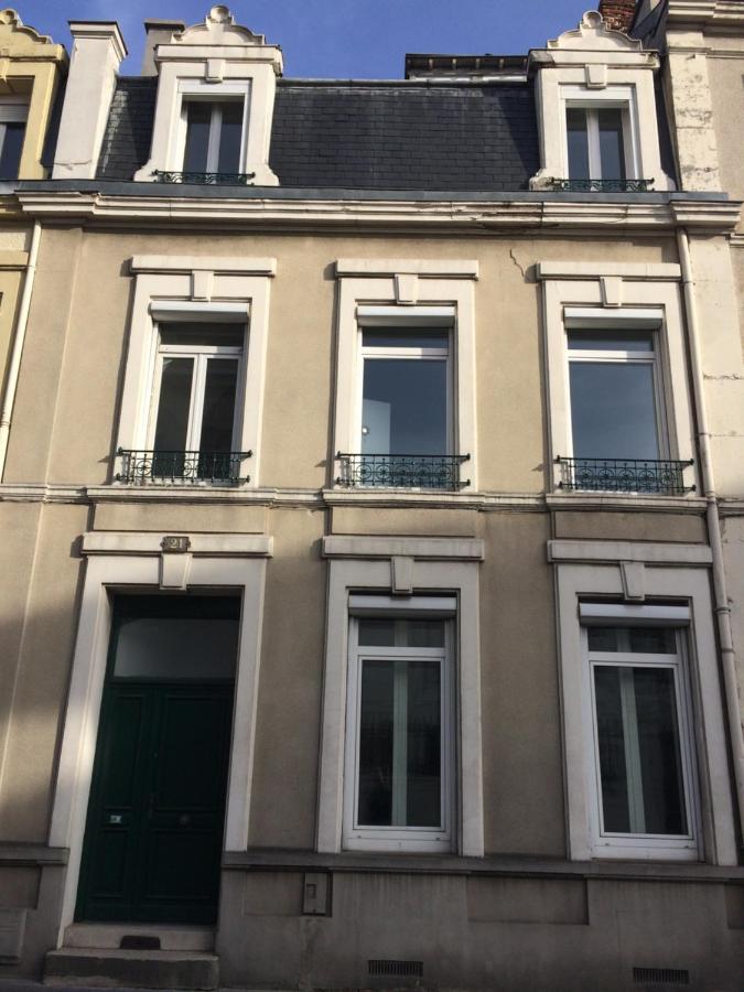 Le cosy marnais, centre ville, vue cathédrale - B&B