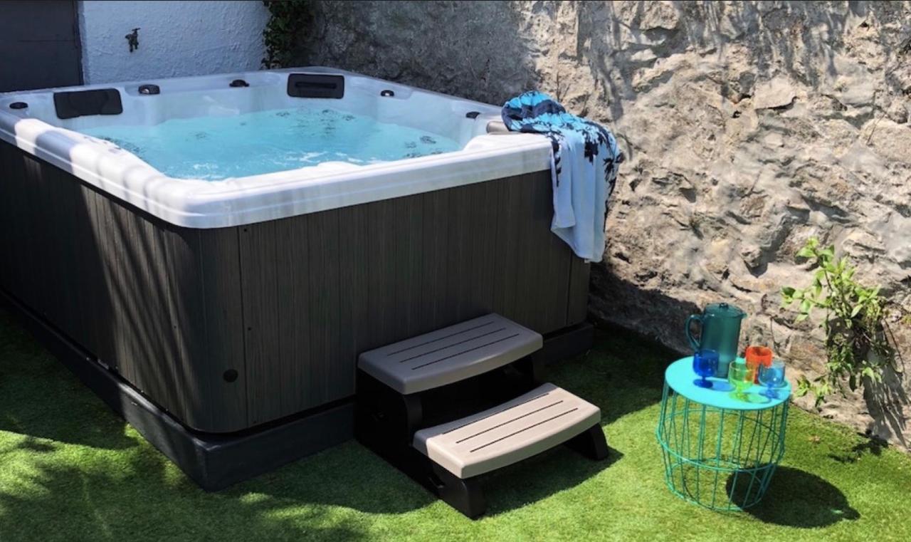 Waves End, St Ives, Hot tub and Parking - B&B St Ives
