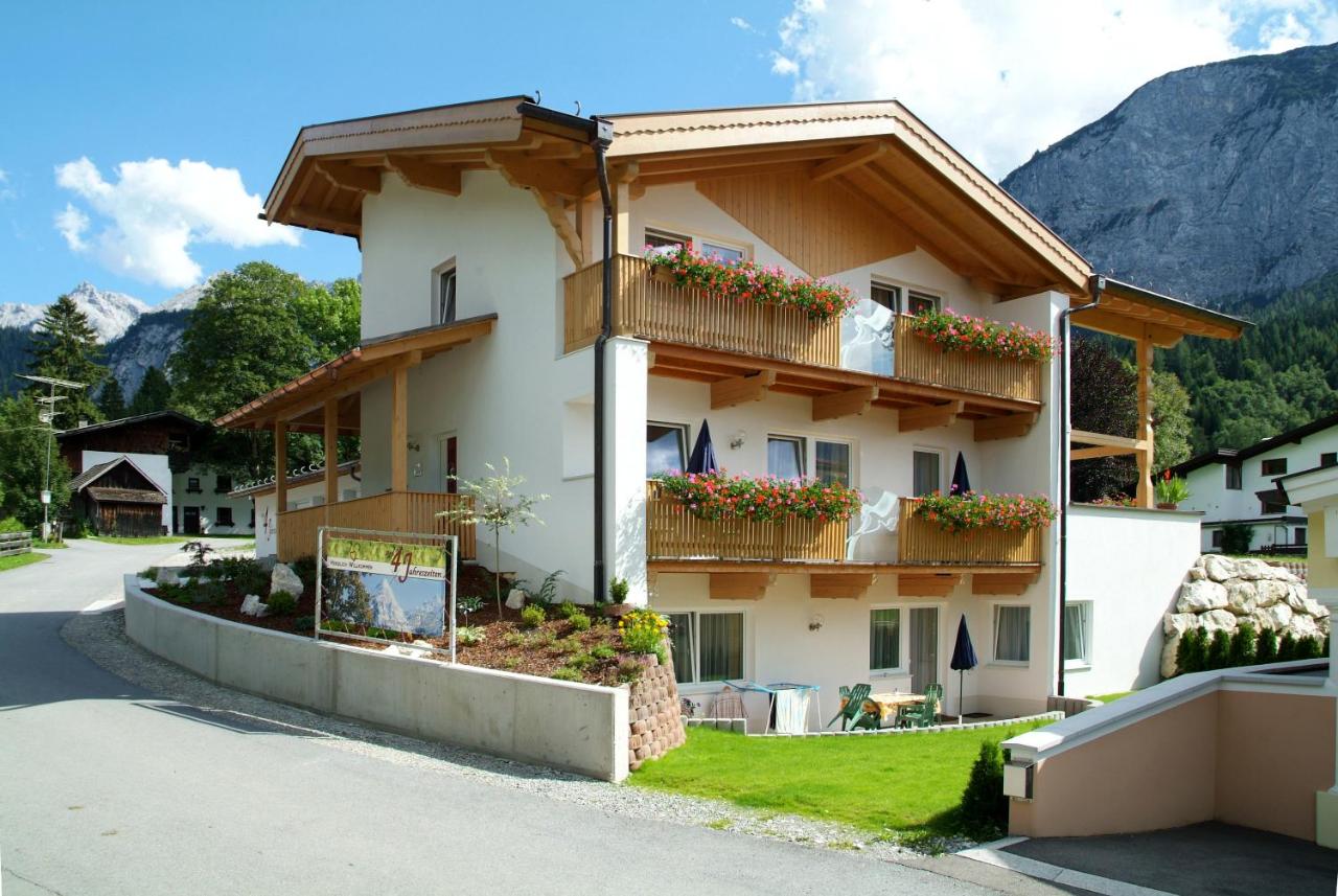 B&B Ehrwald - Appartements 4 Jahreszeiten - Bed and Breakfast Ehrwald