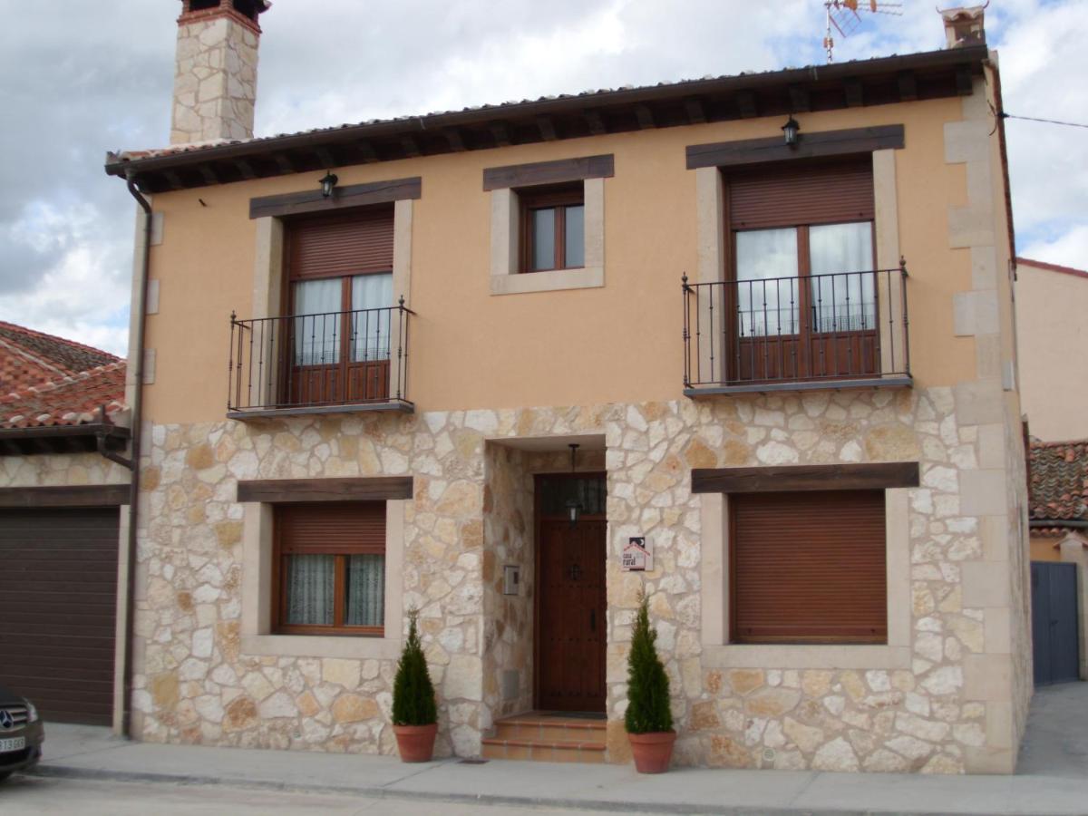 CASA RURAL LA FINCA DEL POZO a 1 hora de Madrid - Chambres d'hôtes Ségovie