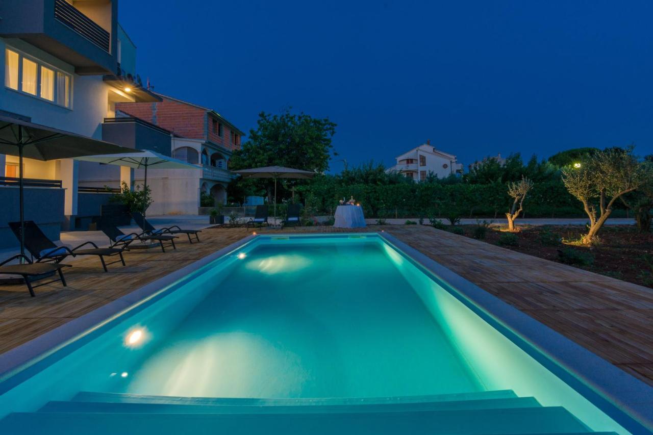 VILLA PETAR'S DREAM 3 - Bed and Breakfast Privlaka