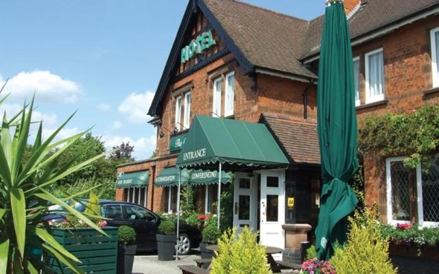 B&B Sleaford - The Carre Arms Hotel & Restaurant - Bed and Breakfast Sleaford