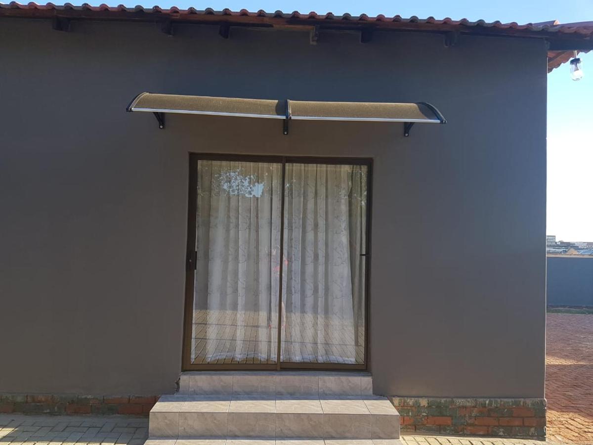 Double or Twin Room with Bathroom