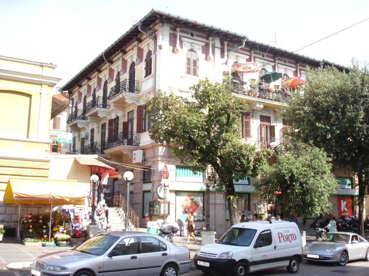 Green Market Apartment - Bed and Breakfast Opatija