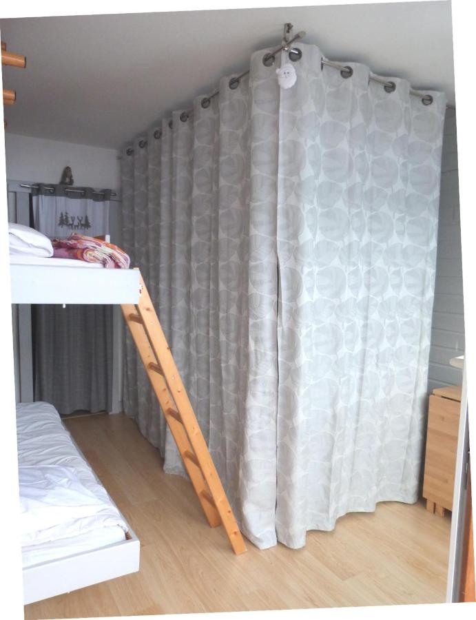 Apartamento con balcón