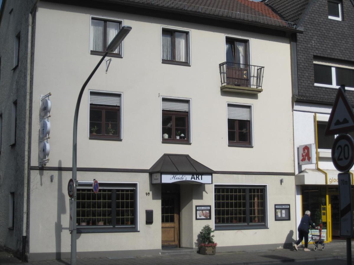 B&B Arnsberg - Heidi's ART - Bed and Breakfast Arnsberg