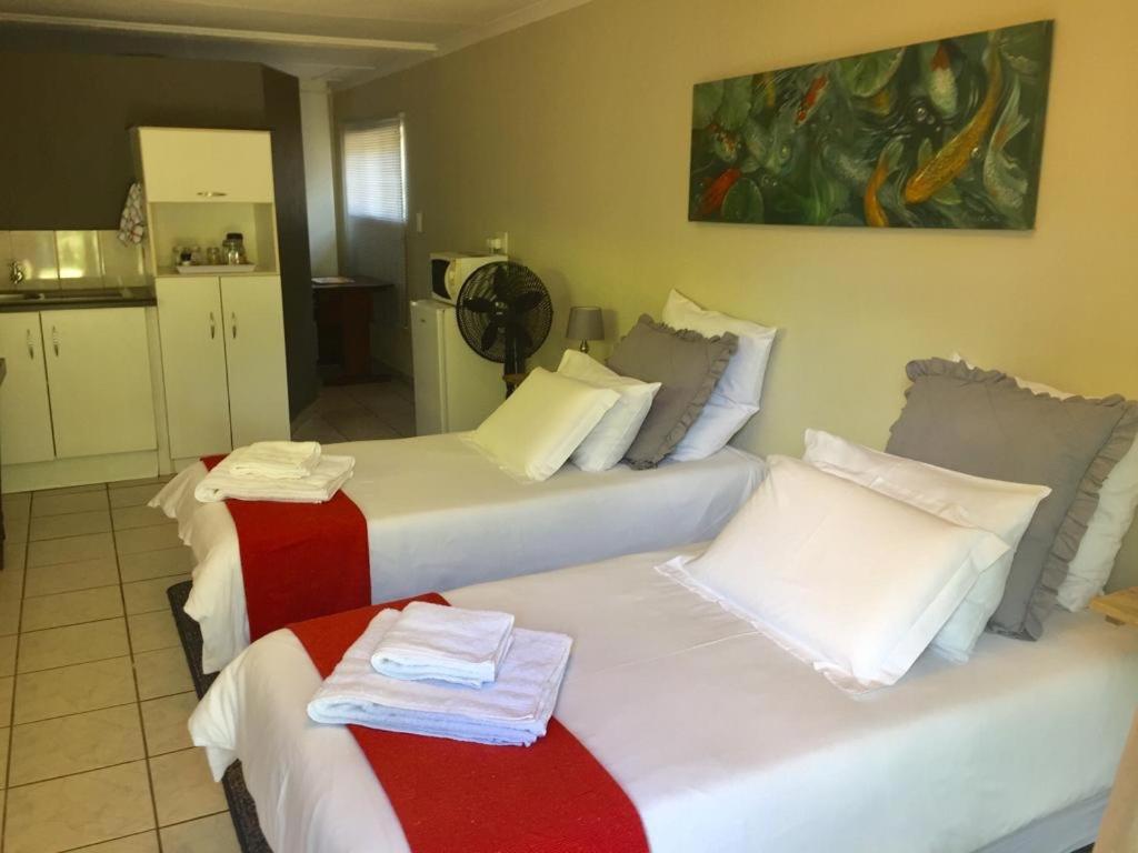 B&B Mbombela - Green Fields Cottage - Bed and Breakfast Mbombela