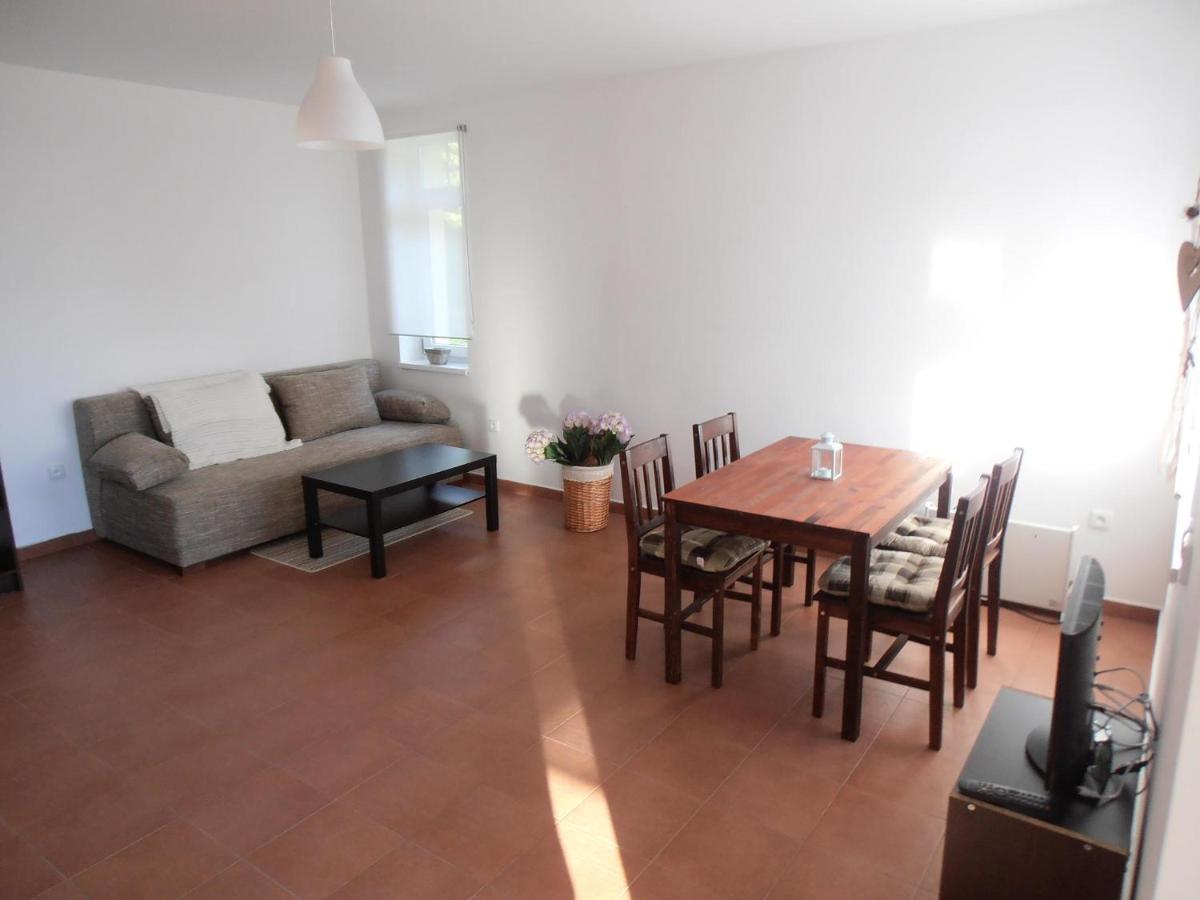 Suite Double Standard