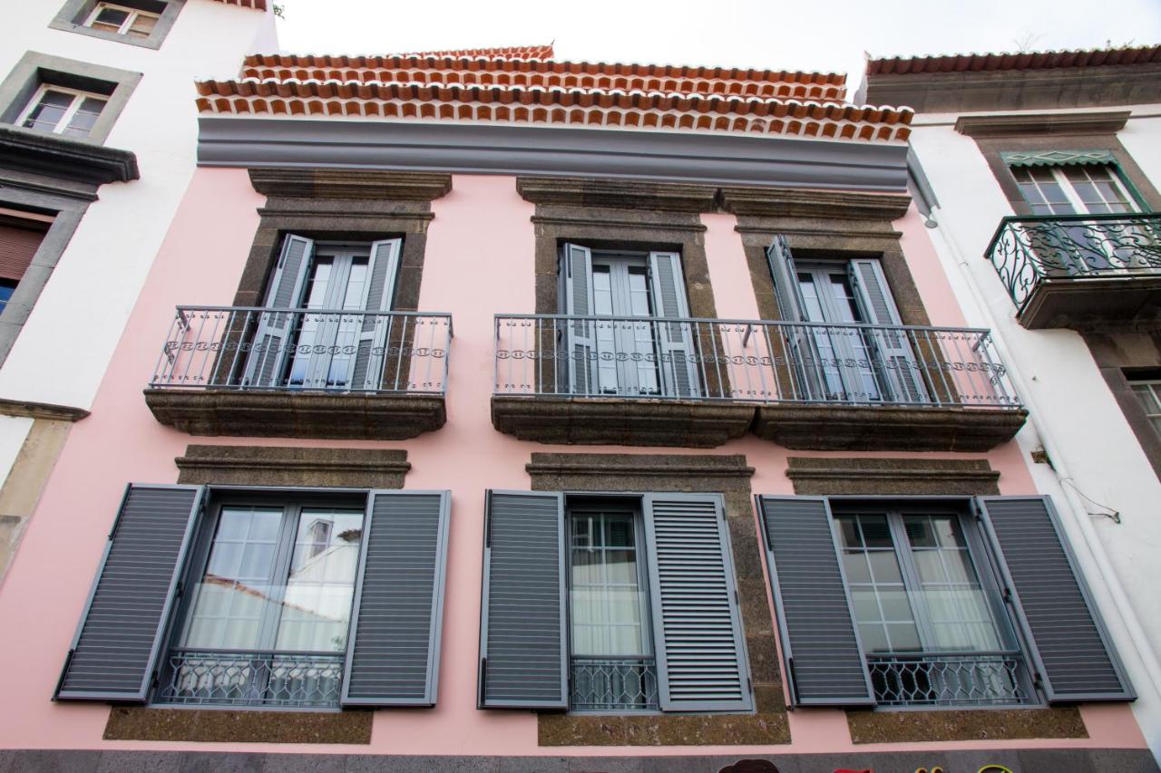 B&B Funchal - Apartamentos Funchal by Petit Hotels - Bed and Breakfast Funchal