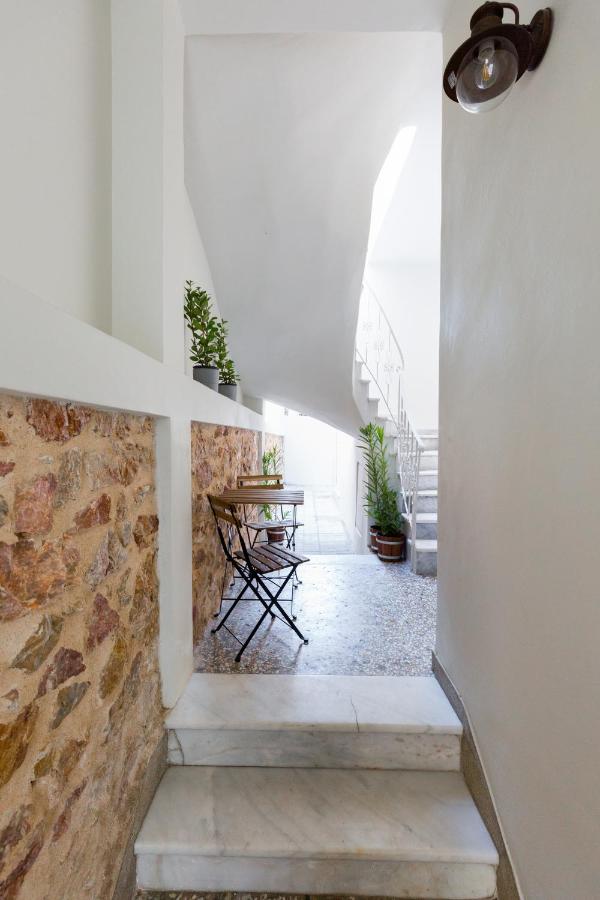 Dinostratus House - Boutique Studios - B&B Athens