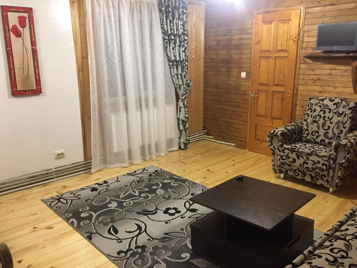 Camera Tripla con Vista Montagna