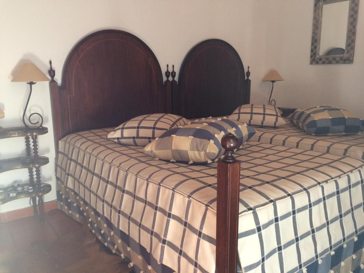 Doppel-/Zweibettzimmer mit eigenem Bad