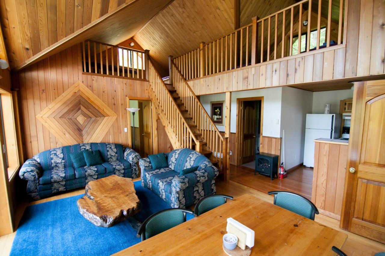 Two-Bedroom Chalet - 5