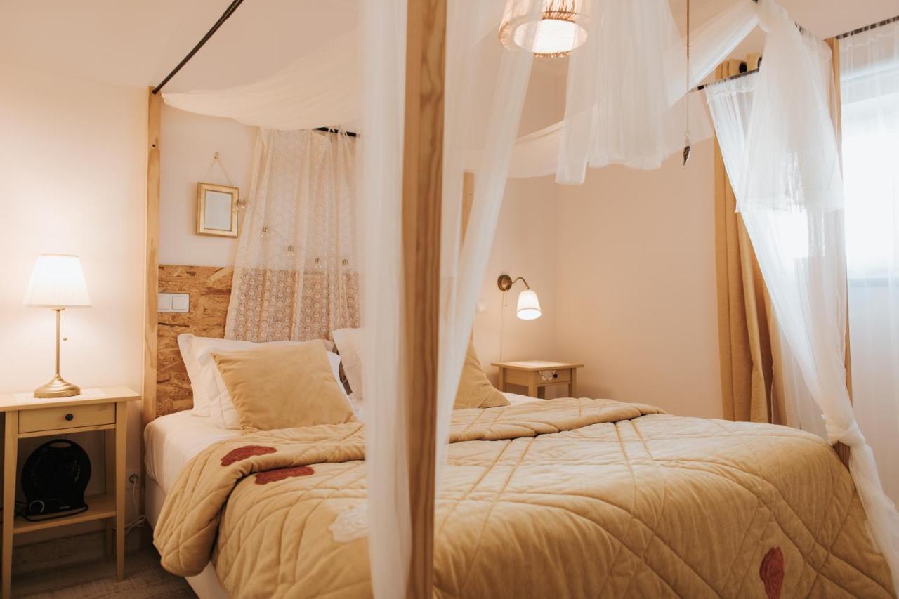 Suite mit Kingsize-Bett und Balkon