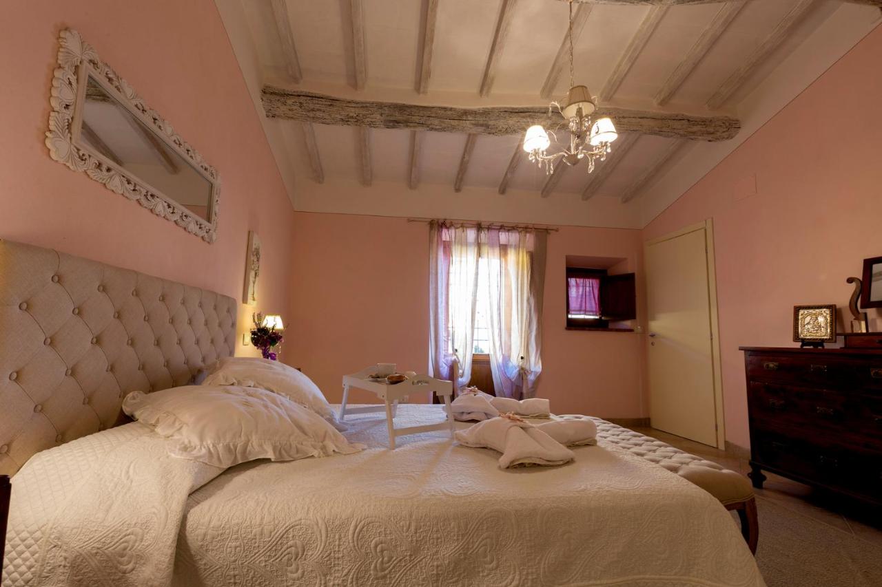 Appartamento con 2 Camere da Letto e Vista Giardino