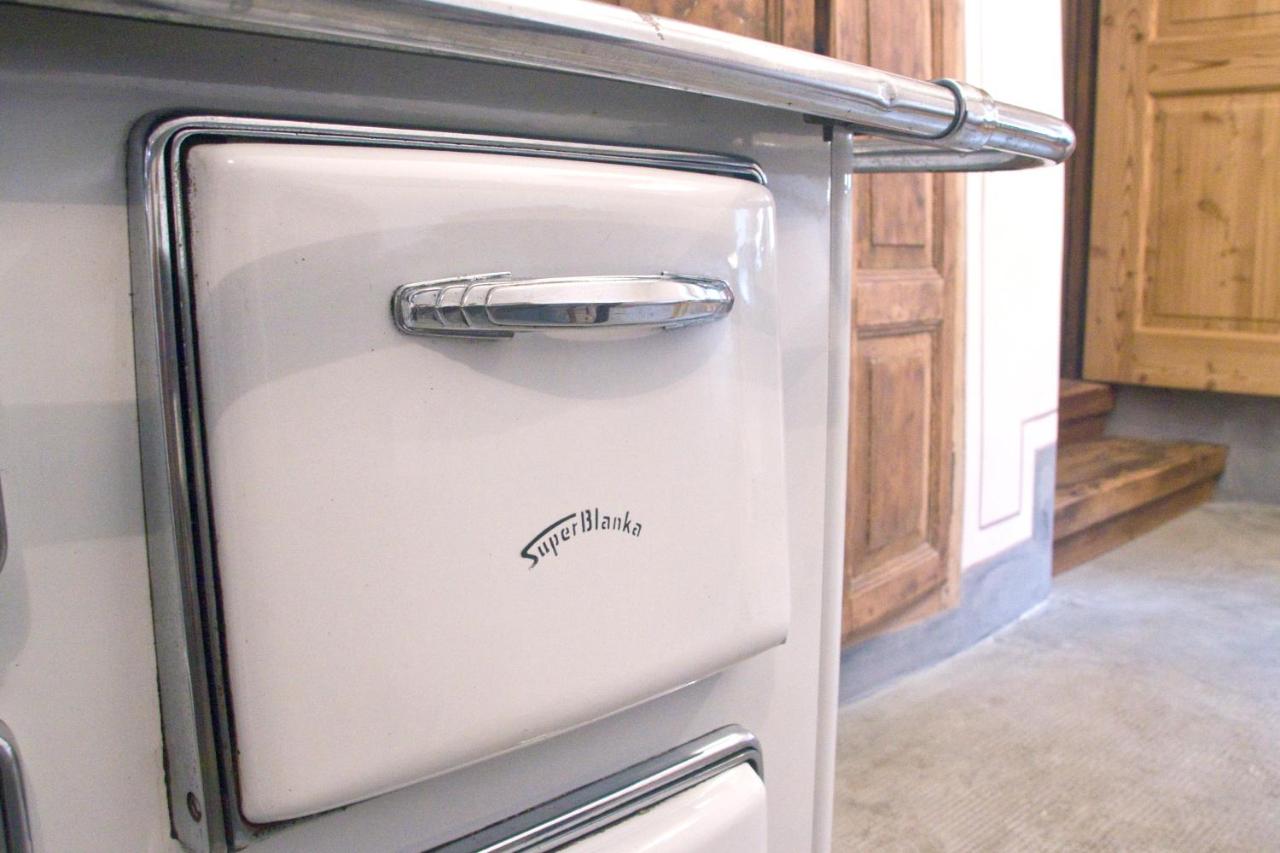 One-Bedroom Apartment (2 Adults)