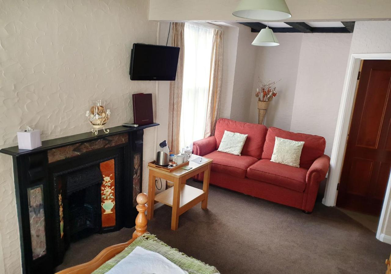 Large Double Room