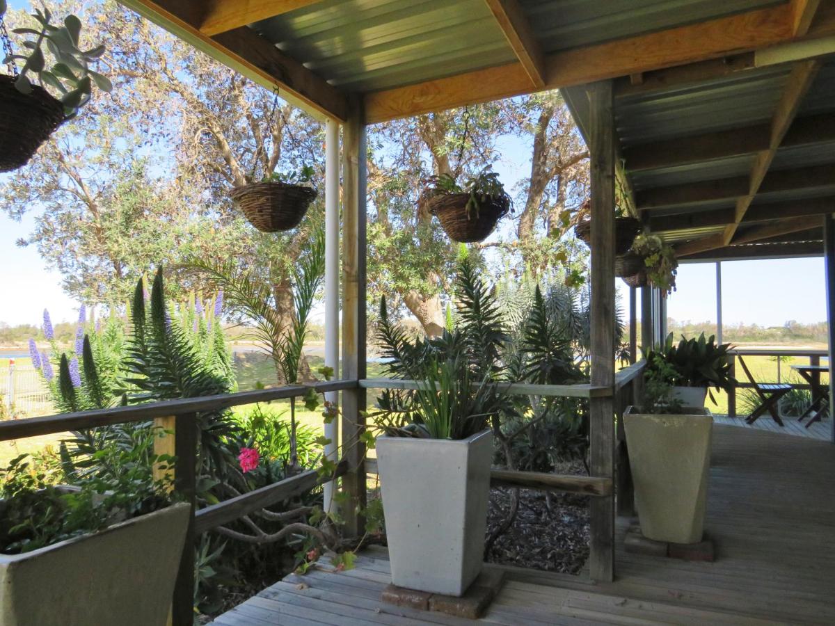 King Room Waterfront Cottage