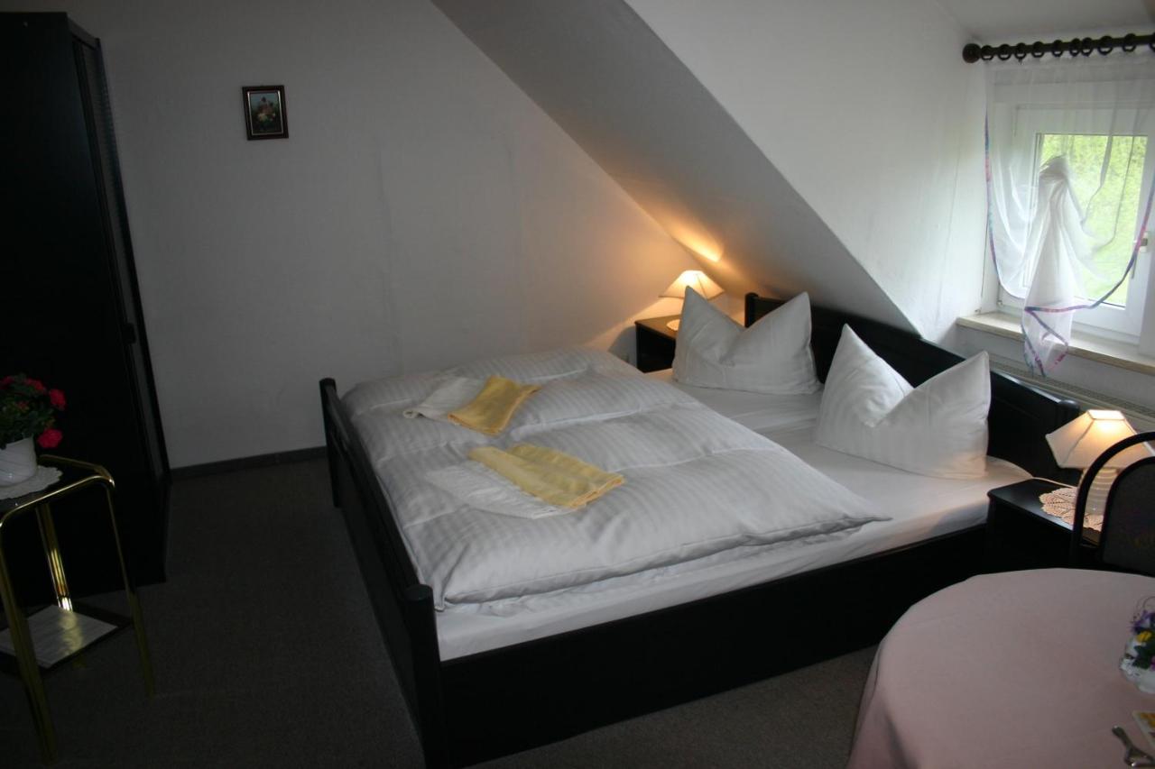 Chambre Double avec Salle de Bains Commune