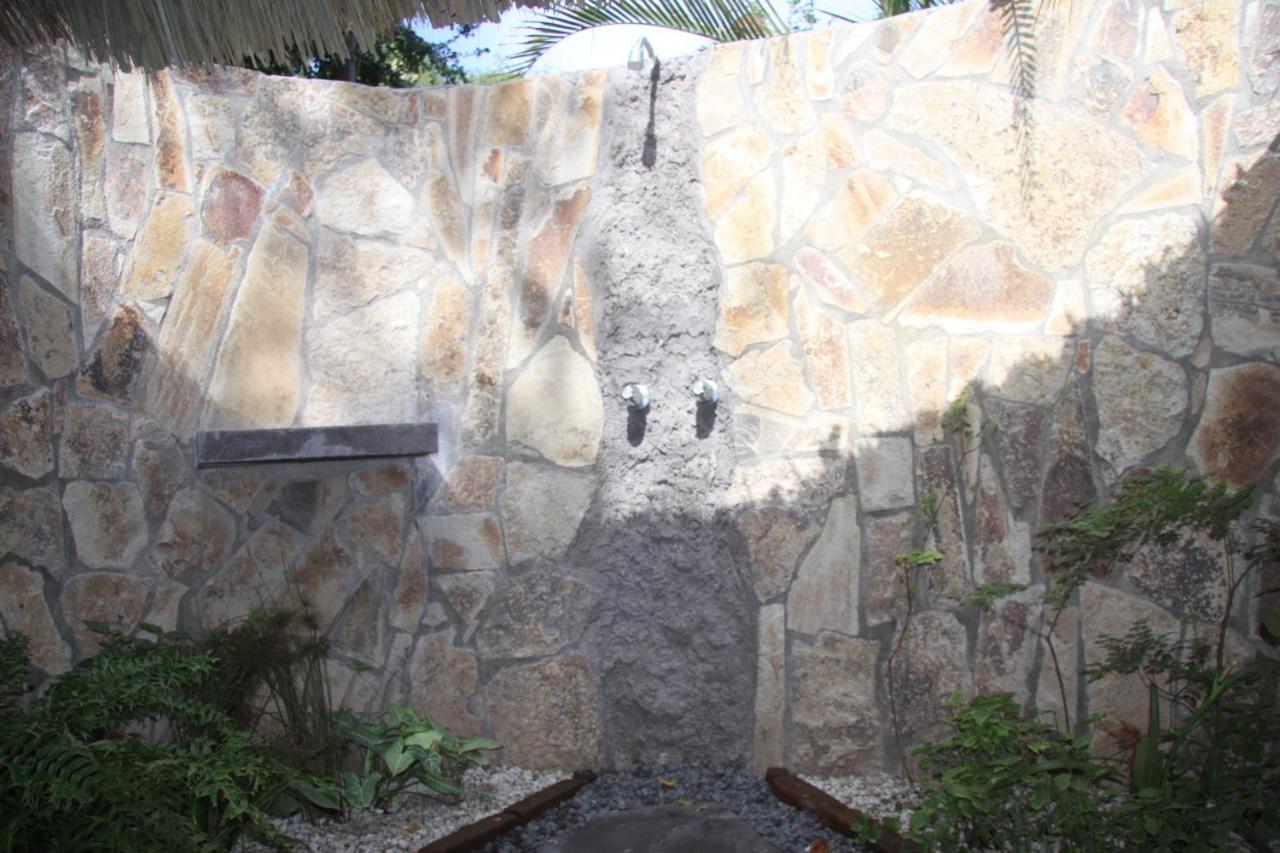 Bungalow Fronte Acqua 