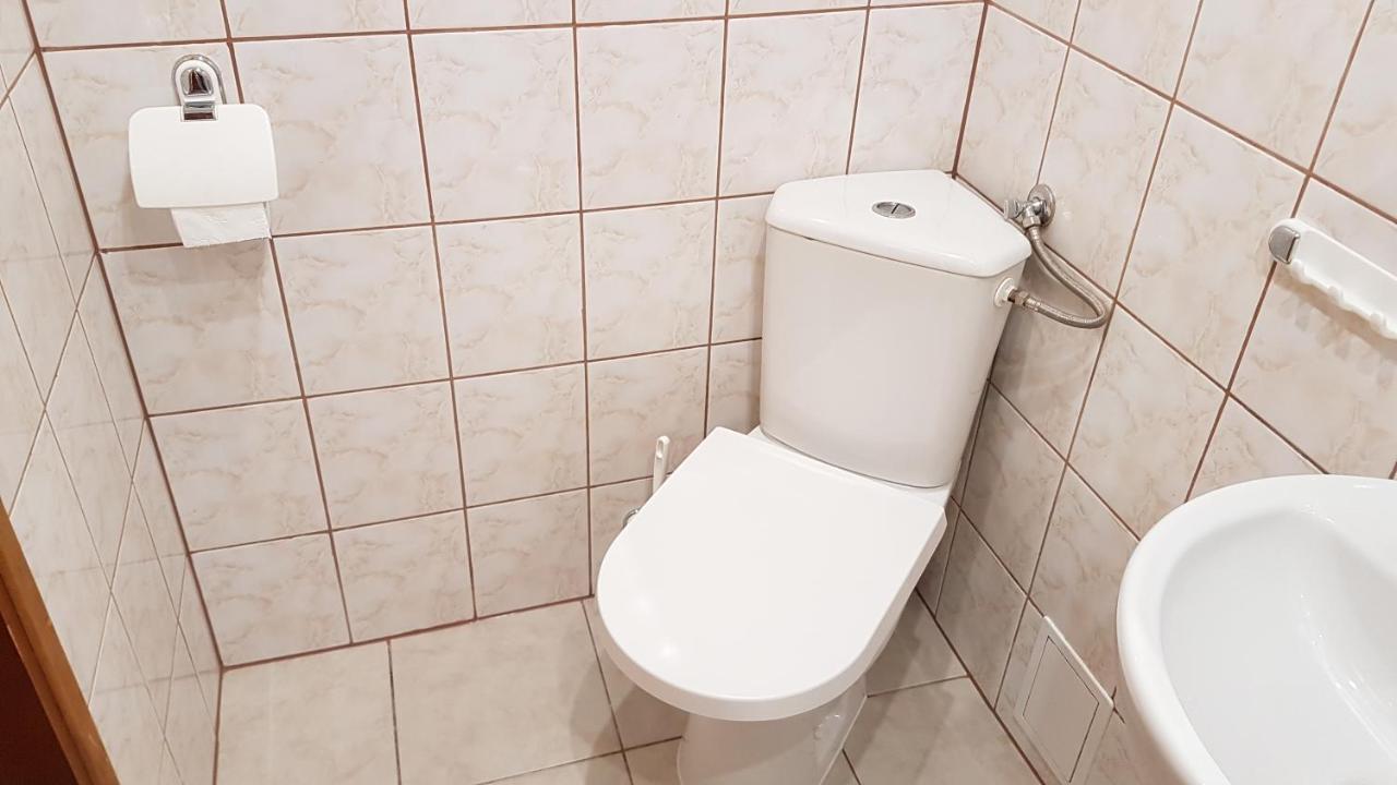 Dreibettzimmer mit Bad