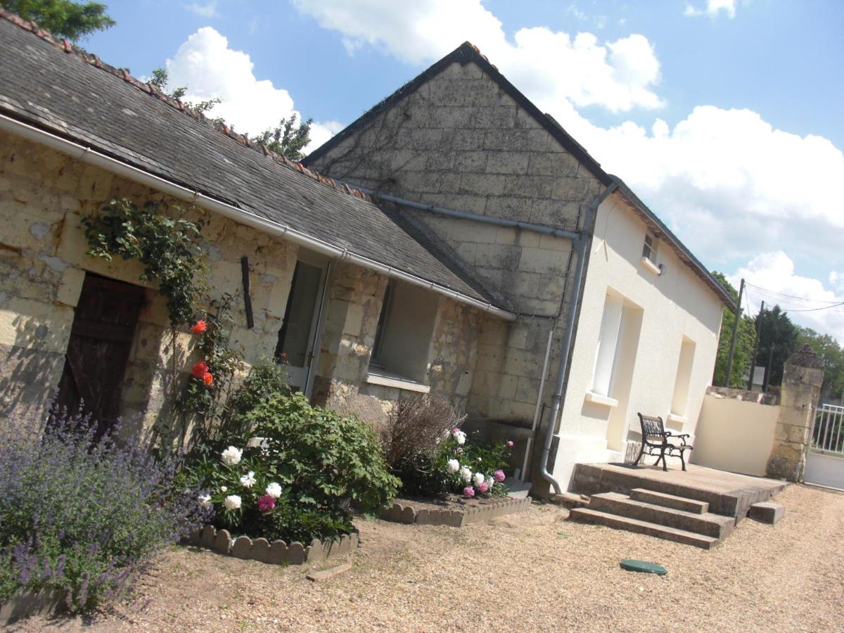 B&B Allonnes - Gîte La Croix Des Chemins - Bed and Breakfast Allonnes