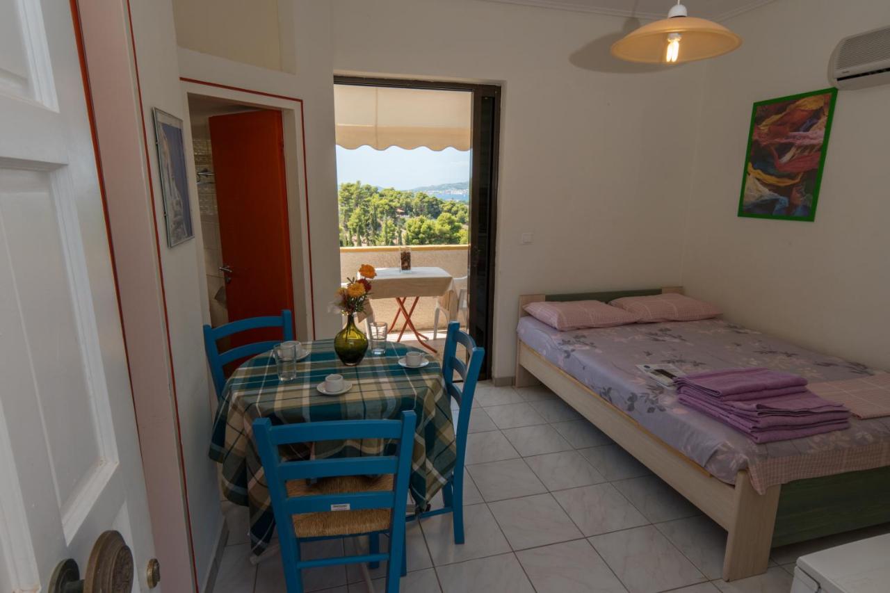 One-Bedroom Apartment with Sea View