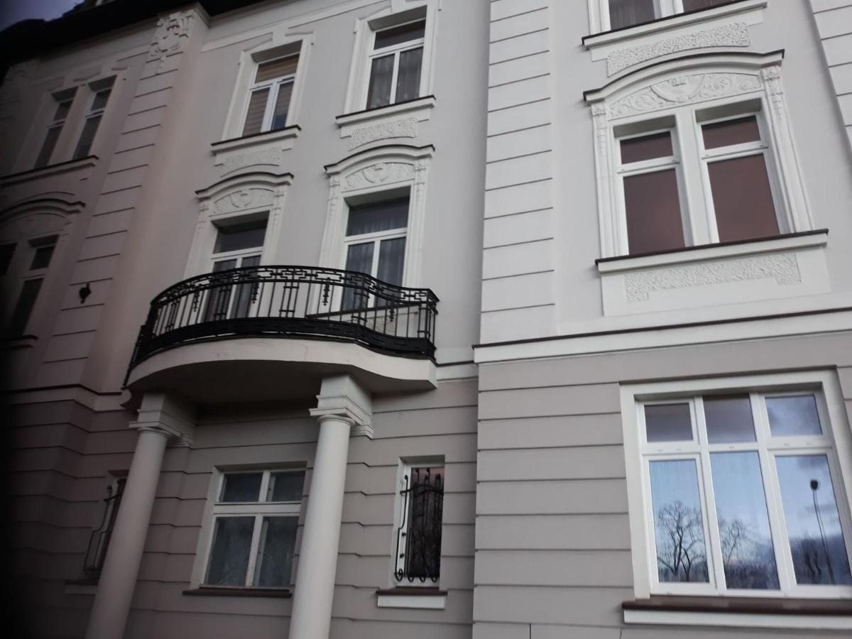 Wolności 21 Jelenia Góra - B&B