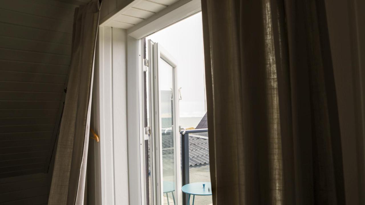 Double Room with Balcony and Sea View and Private External Bathroom