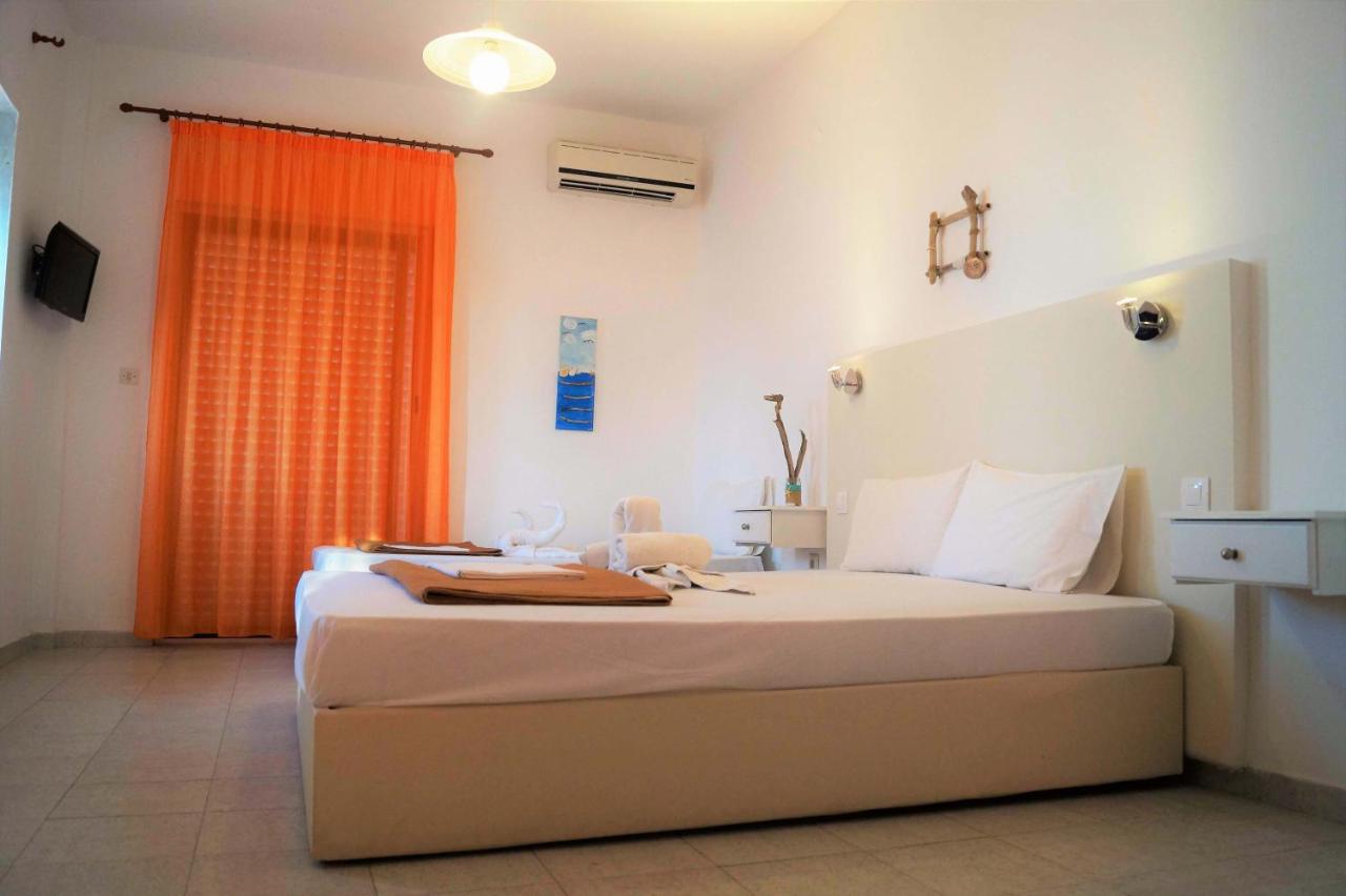 Studio with Sea View (3 Adults)