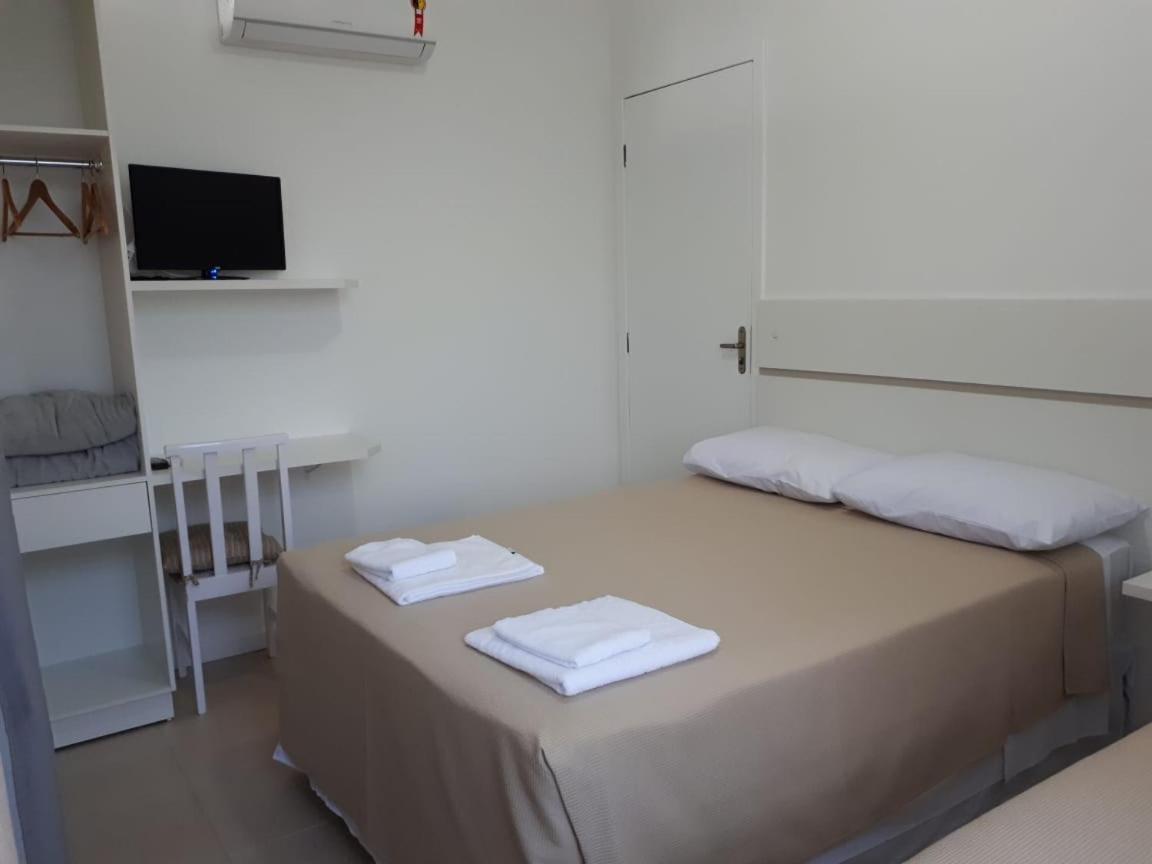 Chambre Triple avec Salle de Bains