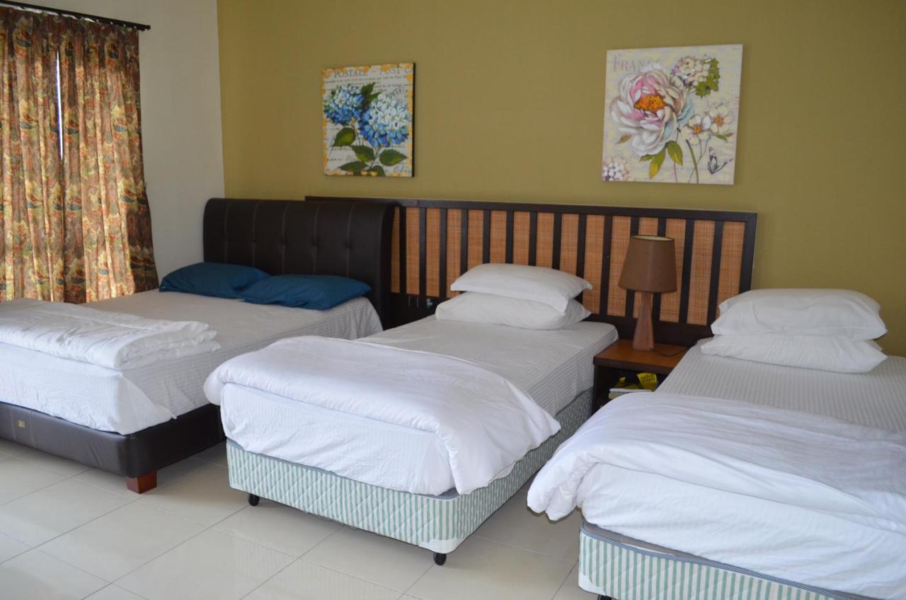 B&B Kampong Tanjong Pechah - Gold Coast Morib Ain Studio - Bed and Breakfast Kampong Tanjong Pechah