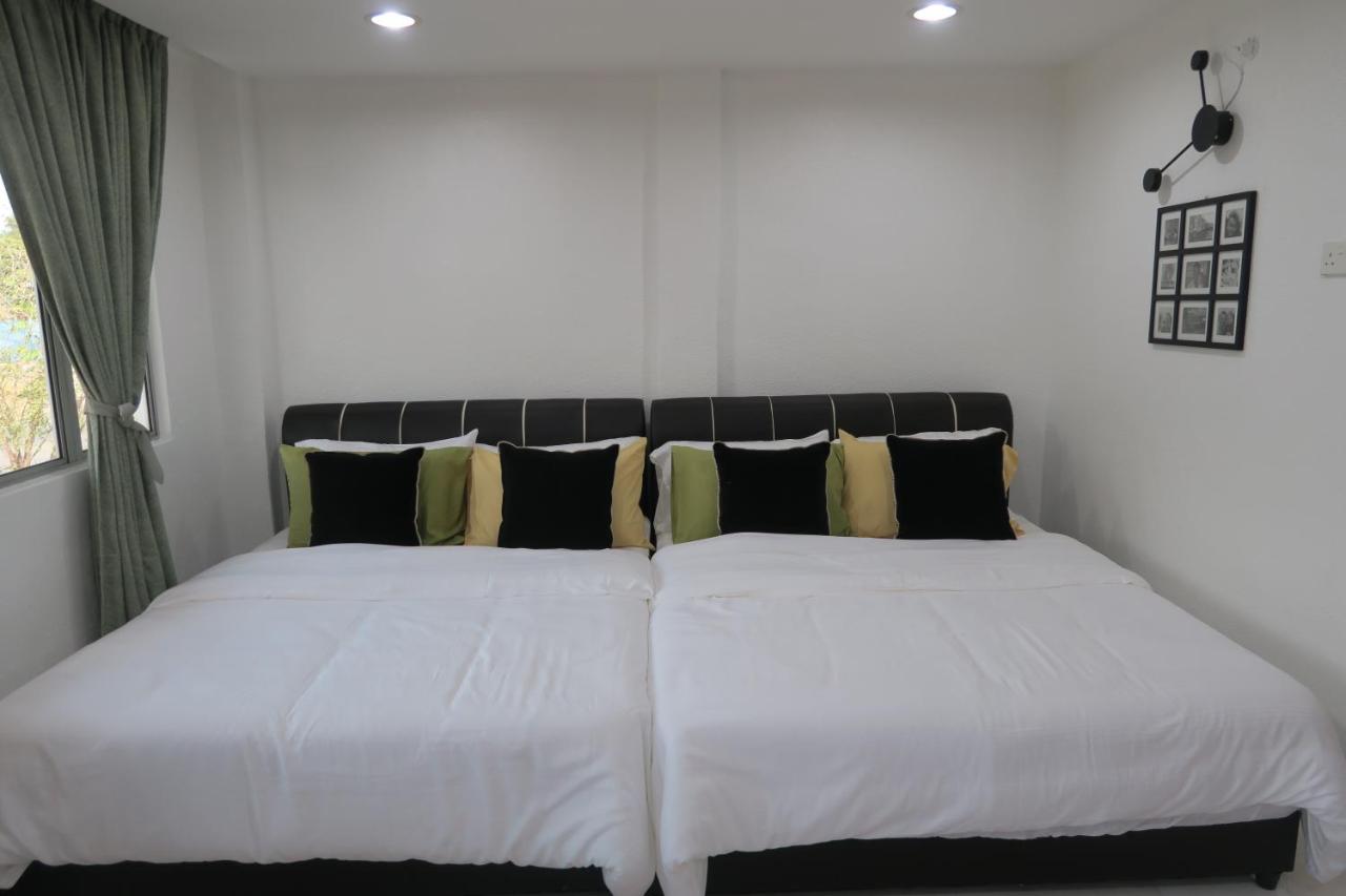 Deluxe Queen Room with Two Queen Beds
