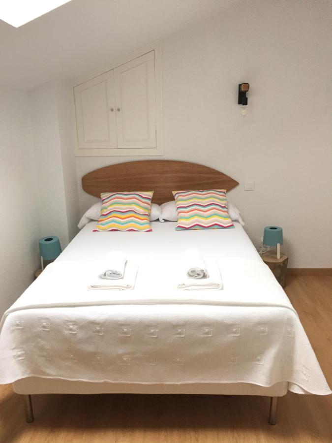 Standard Double Room with Shared Bathroom