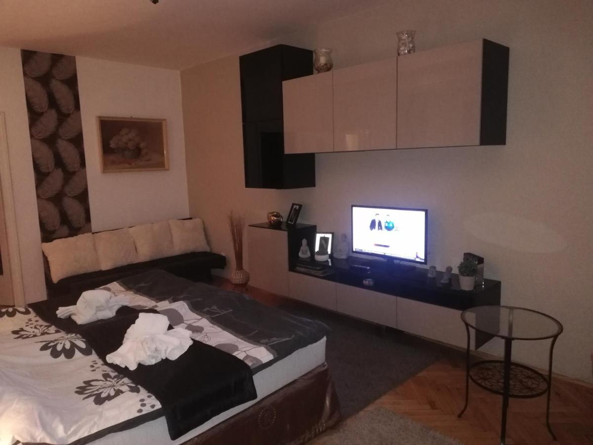 Heni Apartman - Chambres d’hôtes