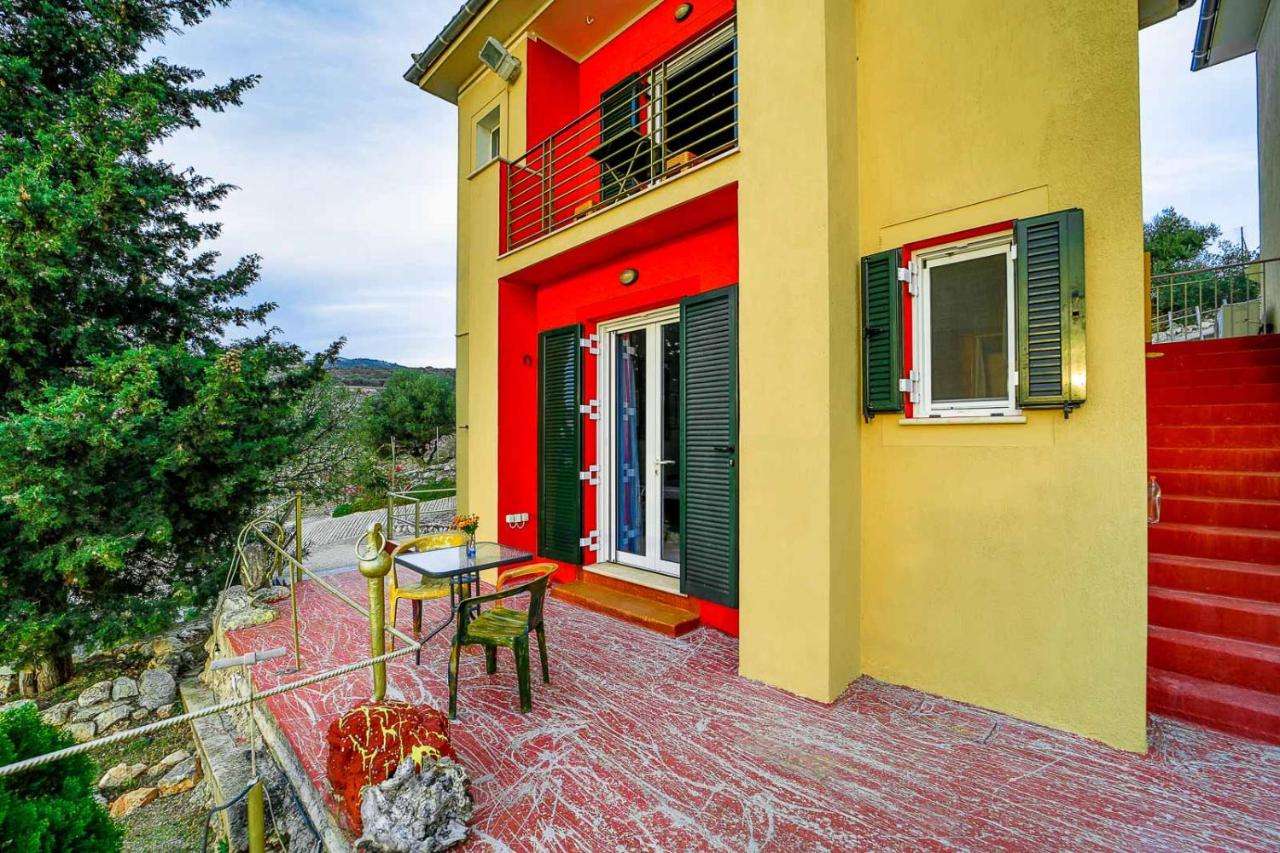 Double or Twin Room with Sea View