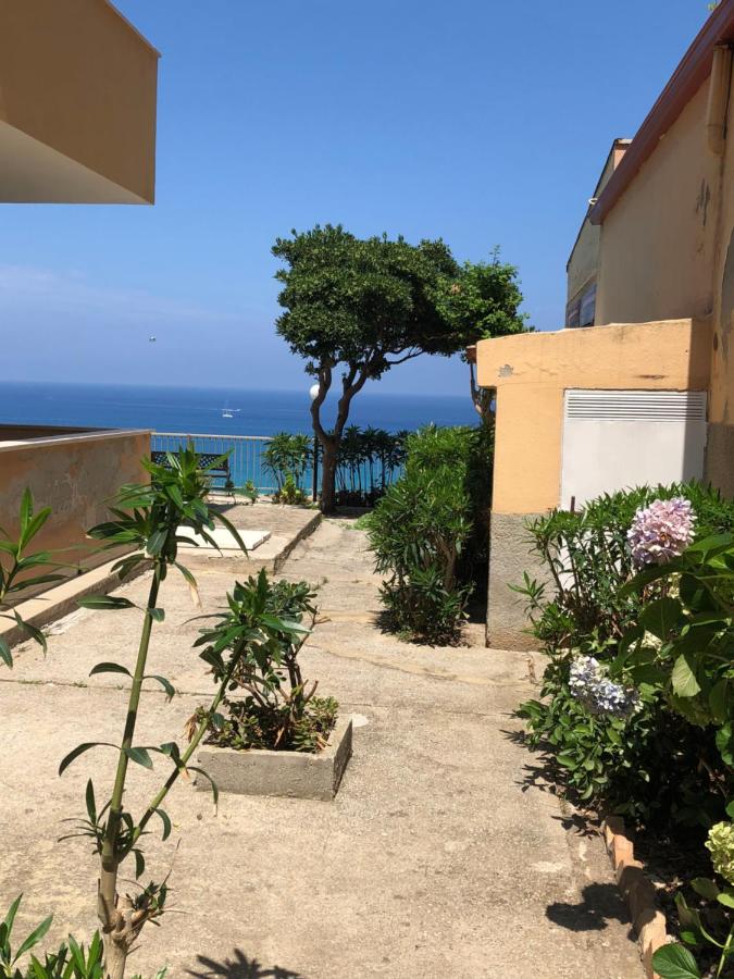 LA MESONETTE A DUE PASSI DAL MARE - B&B