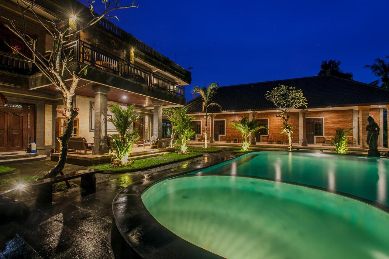 The Lumbung Jaya by Uniquecations - B&B