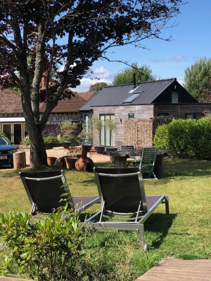 Suite Lit King-Size Supérieure - Vue sur Jardin